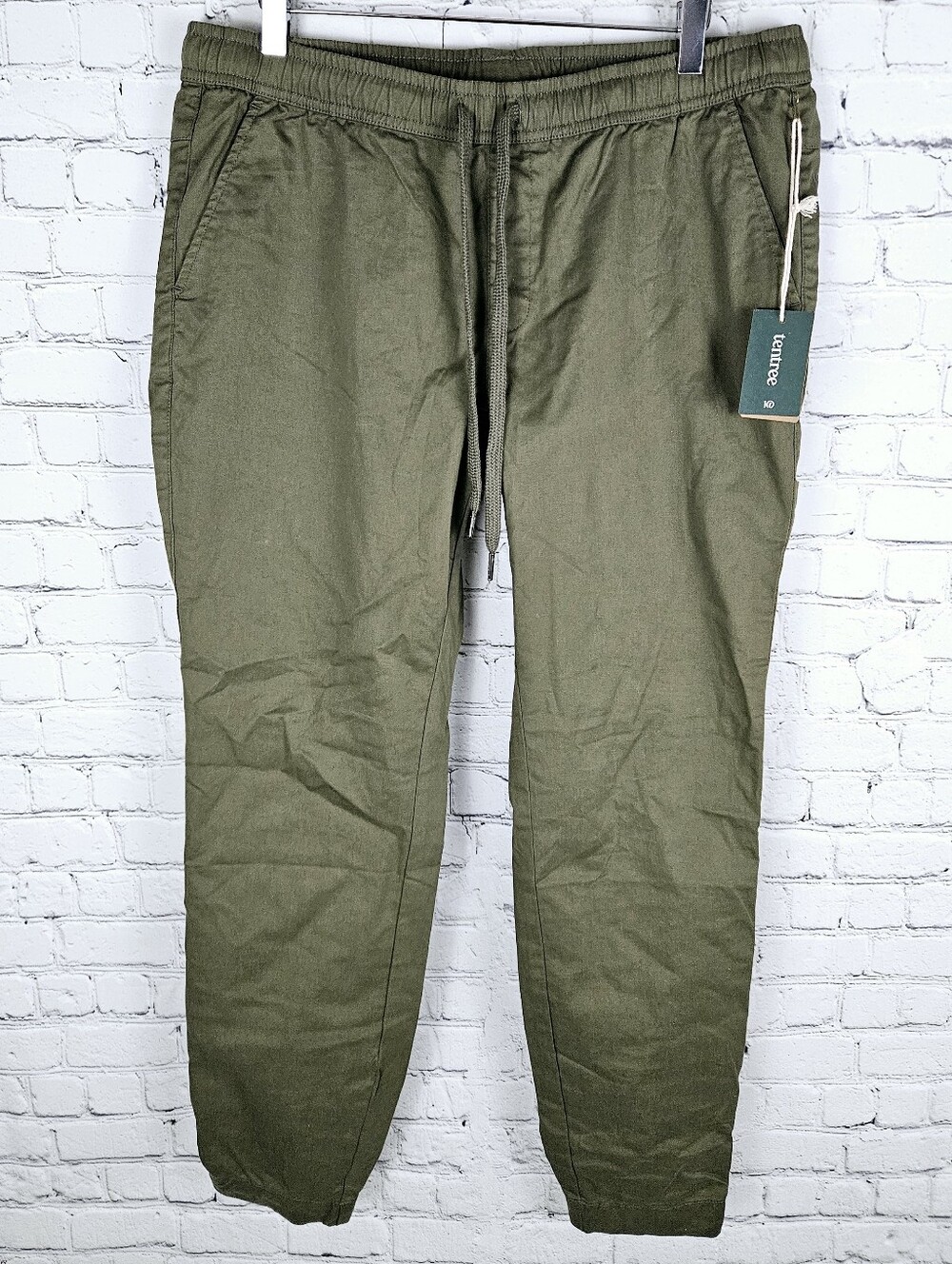 10 TREE | Pacific Jogger in Olive Night Green